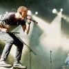 Chester Bennington, Frontmann der us-amerikanischen Crossover-Band Linkin Park, beim Rockfestival "Rock am Ring" am Nürburgring bei Nürburg.