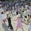 Viele Besucher kamen zu den Feierlichkeiten anlässlich des 50-jährigen Bestehens der Knderbetreuung in Mertingen.