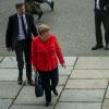 Bundeskanzlerin Angela Merkel und Kanzlerkandidatin Annalena Baerbock im Dresscode-Vergleich.