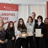 Die diesjährigen Gewinner sind vier Schülerinnen des Maria-Ward Gymnasiums Günzburg: Lucia Pröbstle, Mira Nater, Vivien Glasner und Anna Denzler.