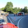 Bei einem Unfall auf der B16 ist ein Motorradfahrer in Neuburg schwer verletzt worden. 