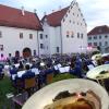 Das Schloss in Rain wird mehr und mehr zum gesellschaftlichen und kulturellen Zentrum. Jetzt steht die Sanierung des Westflügesl unmittelbar bevor.	