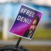 Deniz Yücel sitzt seit einem Jahr in der Türkei in Haft. Viele fordern seitdem seine Freilassung. 