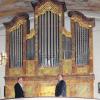 Auf der neuen Orgel in Eppisburg gaben Matthias Gyr (rechts) und Intonateur Stefan Niebler ein Konzert.