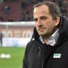 Der FC Augsburg um Trainer Manuel Baum kämpft gegen den Abstieg.