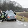 Bei einem Unfall in Bertoldsheim wurden ein 79-Jähriger schwer und ein 55-jähriger Autofahrer leicht verletzt. Beide sind aus Rennertshofen.