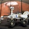 Hier ein Modell des Marsrovers «Curiosity». Die NASA plant, einen Nachfolger ins All zu schicken. Foto: Shawn Thew dpa