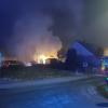 Turbulente Nacht: Die Feuerwehren im Landkreis löschten einen Brand, als bereits ein nächster Alarm einging. 