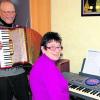 Auch nach 50 Ehejahren hat die Musik für Sieglinde und Georg Renftle immer noch verbindende Kraft. Foto: Lorenz
