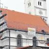 Momentan ist die Schwiftinger Pfarrkirche St. Pankratius noch eingerüstet. Das Dach erstrahlt bereits in neuer Farbe. In den vergangenen Wochen wurde es neu eingedeckt. 