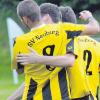 Dreimal hatten die Spieler des SV Neuburg am Sonntag Grund zur Freude. Nach dem 3:1-Sieg sind sie jetzt Top-Favorit auf den zweiten Aufstiegsplatz.  