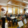 Eine erste Anspielprobe des neuen ASM-Orchesters gab es bereits im Musikerheim Walkertshofen. Hier kommen Musikanten zusammen, die Besonderes spielen und Kontakte über Vereine hinweg knüpfen wollen. 	