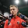 Einmal mehr wirft Alfred Finnbogason eine Verletzung zurück. Wegen einer ausgerenkten Schulter wird der isländische Angreifer dem FC Augsburg mehrere Wochen fehlen.