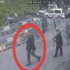 Ein dem türkischen Fernsehen zugespieltes Video einer Überwachungskamera zeigt eines der letzten Bilder Dschamal Kaschoggis beim Betreten des Konsulats. 