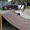 Von dem maroden Skateplatz in Wertingen gehen Gefahren aus. Eine Teilsanierung soll die Saison retten. 