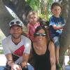 Daniel Braun vom TSV Friedberg bereitet sich auf den Ironman auf Hawaii vor und wird von seiner Frau Tina dabei unterstützt. Im Hintergrund ihre Kinder Ella und Benno.