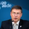 EU-Kommissionsvize Valdis Dombrovskis appellierte: "Da sich Europa nun in der zweiten Welle der Pandemie befindet, müssen wir uns gegenseitig unterstützen, um den Sturm gemeinsam durchzustehen."