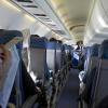 Das Risiko, sich in einem Flugzeug eine Erkältung zu holen, liegt Studien zufolge um bis zu 20 Prozent höher als im Alltag.