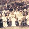 Ein Gruppenbild mit Seltenheitswert: Vor 100 Jahren wurde das Stück „Josef und seine Brüder“ gespielt. Da steckte die Fotografie noch in den Kinderschuhen.  