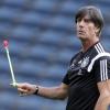 Bundestrainer Joachim Löw will heute mit der deutschen Nationalmannschaft gegen Irland den letzten Schritt in Richtung Europameisterschaft gehen.