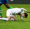 Paul Verghaegh ärgert sich über eine vergebene Torchance im Spiel gegen Wolfsburg.