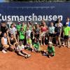 Begeisterte Schüler und Trainer bei der BJR-Sport-Ferienwoche der Tennisabteilung.