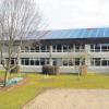 Erst kurz vor Jahreswechsel ging die gemeindeeigene Fotovoltaikanlage auf dem Dach der Mittelschule ans Netz. 