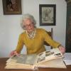 Viele alte Fotos in Viktoria Käuferles Fotoalbum zeigen unter anderem auch die Zeit des Zweiten Weltkriegs. Das Betrachten der Bilder ist für die 97-Jährige wie ein Streifzug durch ihr Leben.