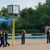 Polizisten in einem Berliner Freibad: In der Hauptstadt gerieten zuletzt Badegäste und Personal aneinander. 