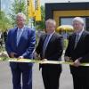 Bayerns Innen- und Verkehrsminister Joachim Herrmann, Ingolstadts Oberbürgermeister Christian Lösel und ADAC-Präsident August Markl (von links) weihen das ADAC-Fahrsicherheitstrainingszentrum in Ingolstadt ein.  	 
	
