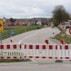 Seit Montag ist die Straße zwischen Eresing und dem Kreisverkehr in Richtung Geltendorf gesperrt, weil dort der Oberbau erneuert wird. 