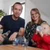 Vorsichtshalber doch lieber Mineralwasser: Ralf Binder, seine Lebensgefährtin Kathrin Olear und Sohn Samuel aus Diedorf.