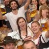Himmel der Bayern. Ohne Bier läuft nix auf dem Oktoberfest. Was im Speziellen für die Wiesn gilt, gilt eigentlich für ganz Deutschland. 