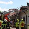 Die Feuerwehr musste einen Schwelbrand in einem Haus in Bergheim löschen. 	