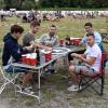 Einen Männertag leisteten sich (von links) Dominik Heuchele, Joel Becker, Florian Jaud, Christian Haltenberger und Michael Endhart beim Picnic Sommer. 