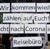 Reisebüros stecken durch die Corona-Krise in massiven Problemen. Betroffene in Augsburg versuchen dennoch, 2021 Urlaube anzubieten.