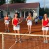 Hatte eine Saison mit viel Spaß am Tennis, die Damen-Mannschaft des SV Roggden. Von links: Jana Gleich, Anja Kaim, Lisa Kling, Laura Gaugler, Nicola Siebenstich und Ulrike Meitinger. 	