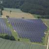 Fast doppelt so groß wie der  Solarpark bei Sulzbach (im Bild) sollte mit 21 Hektar eine Freiflächen-Photovoltaikanlage bei  Unterwittelsbach werden. Der Stadtrat hat eine Anfrage dafür abgelehnt. 