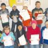 Die Vorschulkinder des Kindergartens St. Nikolaus Großaitingen mit ihren „Helferlein“-Zertifikaten.  