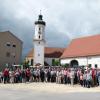 Gut besucht war der Historische Ortsrundgang durch Bachhagel, der im Rahmen des Jubiläumsprogrammes stattfand. 	