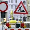 Achtung Bauarbeiten: Auch 2014 wird dieses Schild wieder häufiger in Augsburg zu sehen sein.
