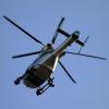 Ein Hubschrauber der Polizei war am Freitag und Samstag im Norden von Augsburg im Einsatz.  	