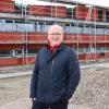Georg Resch ist seit mehr als 20 Jahren Vorsitzender des SV Mering. Der 63-Jährige hat viel zu erzählen. Besonders intensiv ist er mit dem Bau des neuen Sportheims beschäftigt.