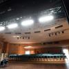 Leere Bühne, leerer Zuschauerraum: Die Stadthalle Gersthofen muss geschlossen bleiben. Doch im Sommer soll es in der Stadt Kulturprogramm geben.