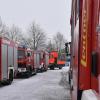 Zahlreiche Feuerwehren, das BRK und das THW machten sich heuer auf den Weg, um in Traunstein gegen die Schneemassen zu kämpfen. 