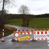Verschiedenste Straßen im Landkreis Donau-Ries sind von Sperrungen und Umleitungen betroffen.