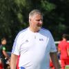 Mario Brettschneider, der neue Trainer des SV Holzkirchen, musste zum Auftakt eine Heimniederlage gegen den TSV Hollenbach quittieren. 	
