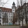 Dieses Foto vom ersten Lockdown zeigt nach außen hin einen Stillstand an der Dillinger Akademie für Lehrerfortbildung und Personalführung (ALP). Die Präsenzlehrgänge sind wegen Corona derzeit weggebrochen. Bei Online-Lehrgängen verzeichnet die Lehrerbildungseinrichtung aber eine rasante Entwicklung.  	
