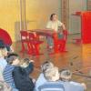 Das Theater „Eukitea“ zeigte an der Grundschule Mönchsdeggingen, wie man Konflikte lösen kann, weil man einander verstehen lernt.  