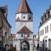 Das Wittelsbacher Museum, das sich seit 1989 im Unteren Tor in Aichach befindet, ist zum Friedenfesttag, 8. August, ebenfalls geöffnet.